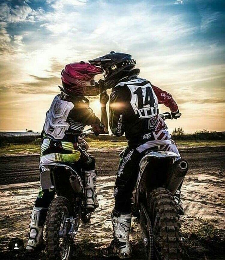 moto romance..
