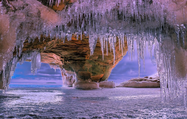 Stalactites Cave