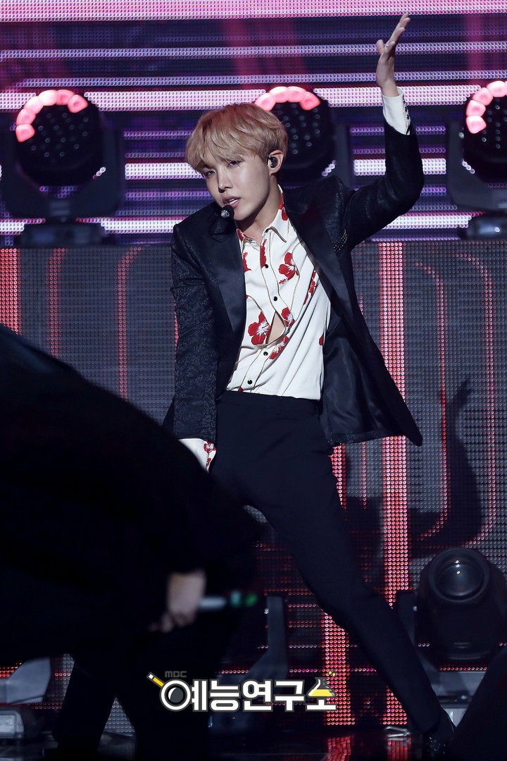 BTS~J-Hope