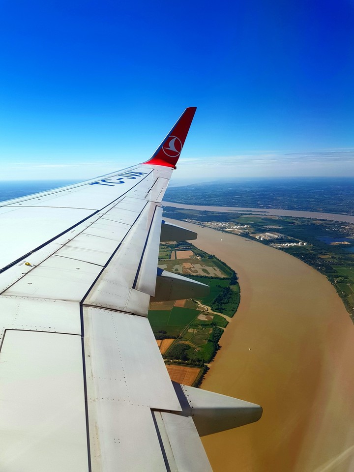 wing over river
