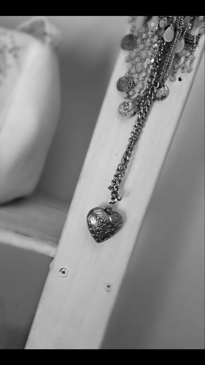 Bubbe's locket♡