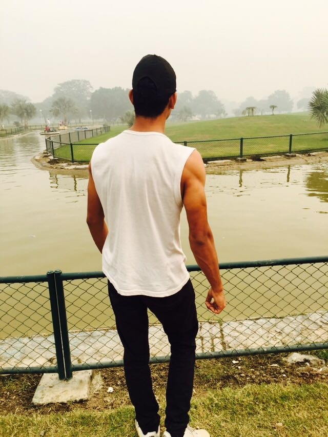 builder at park
