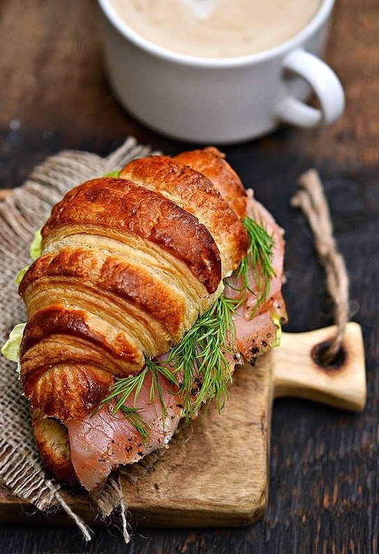 Para  seu lanche da manhã amigos.