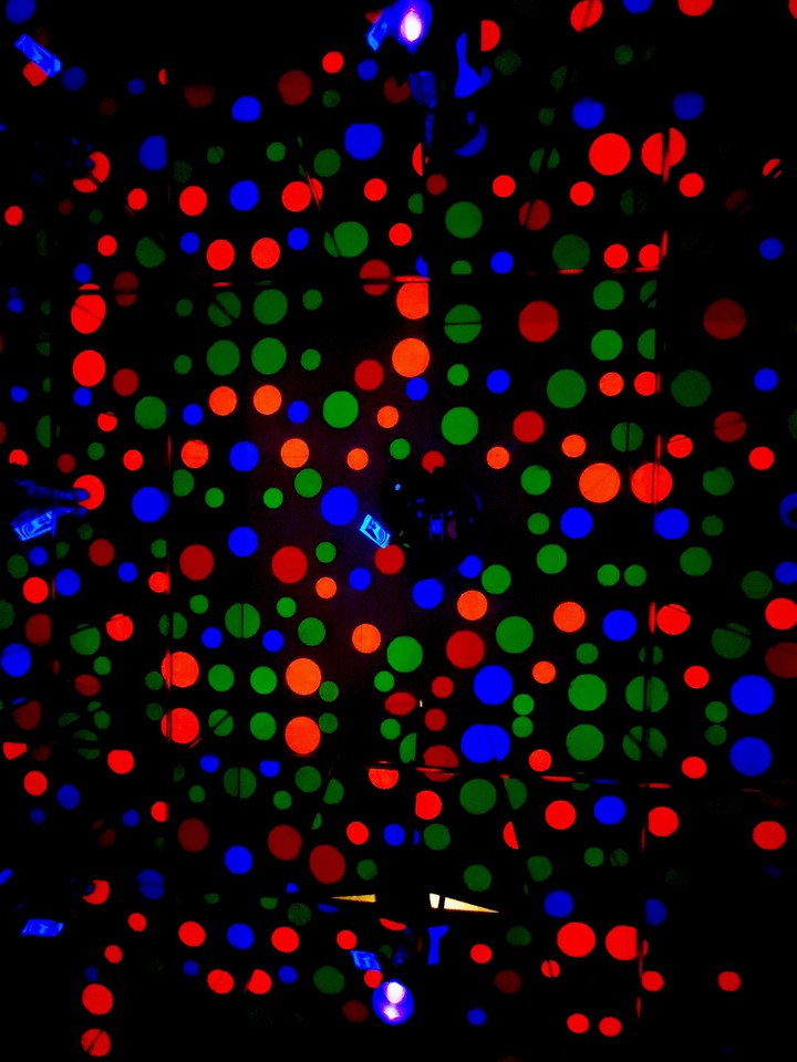 polkadot room