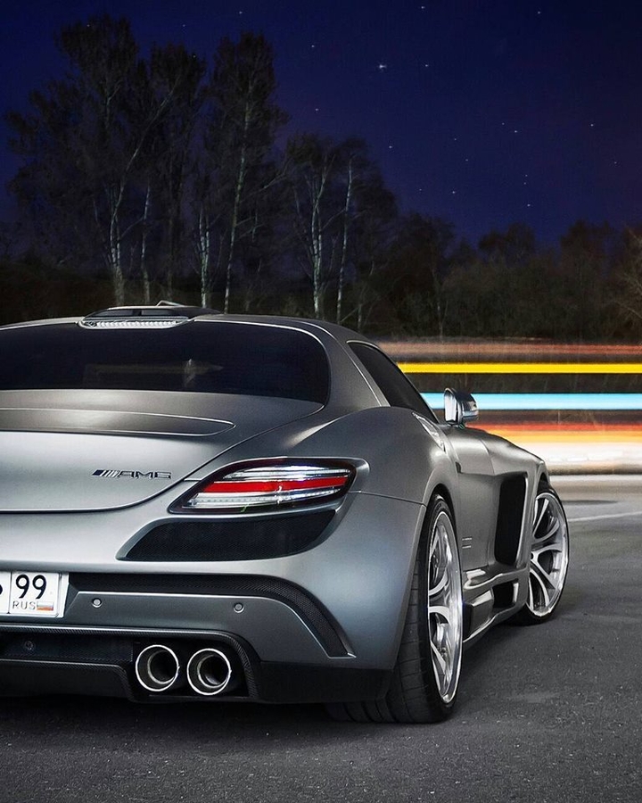 #AMG