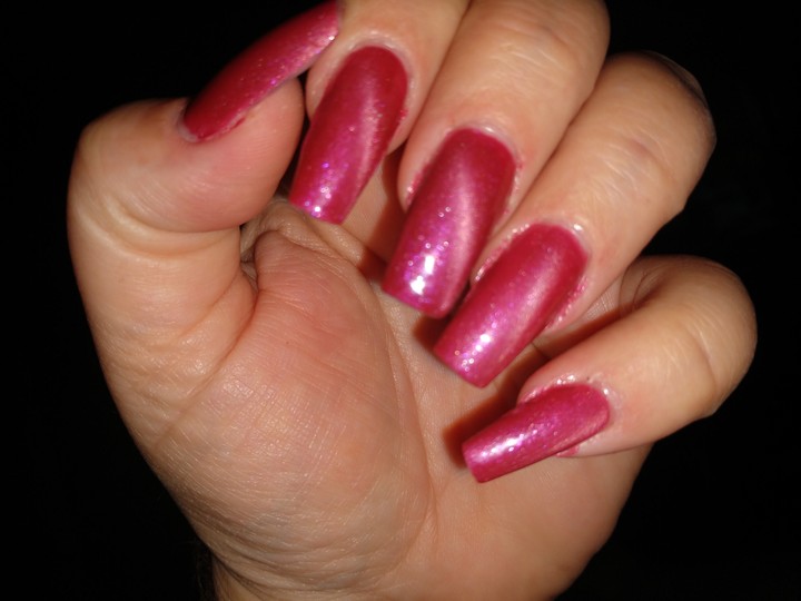 nails, cat eye