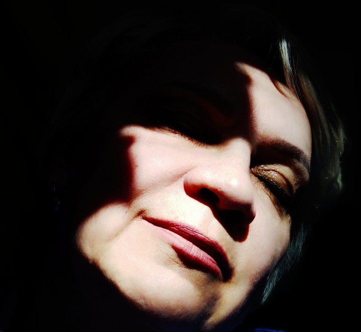 Елена я