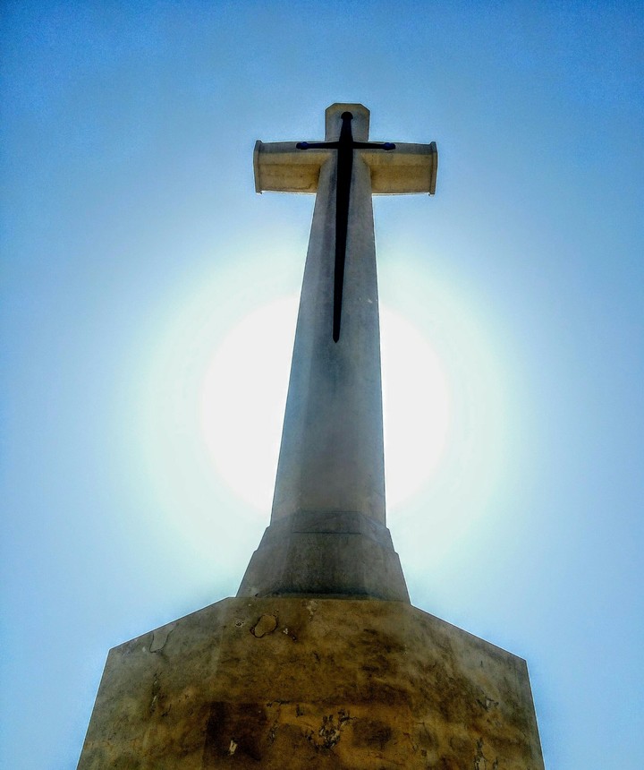 cross of sacrifice
