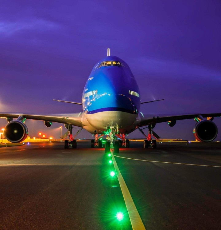 airplanes