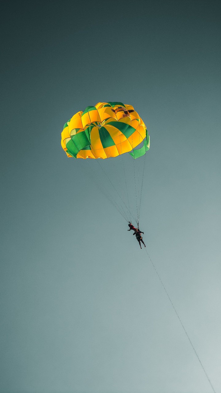 parasailing