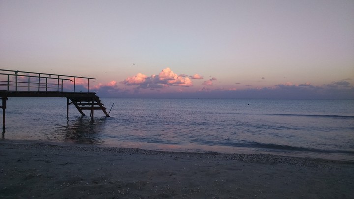 море