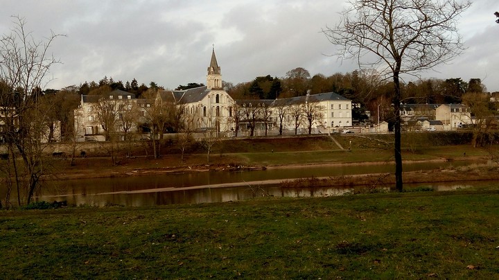 chateau st cyr