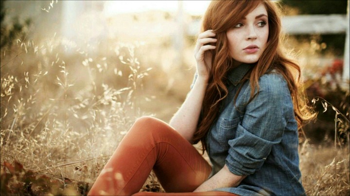 Woman Wallpaper