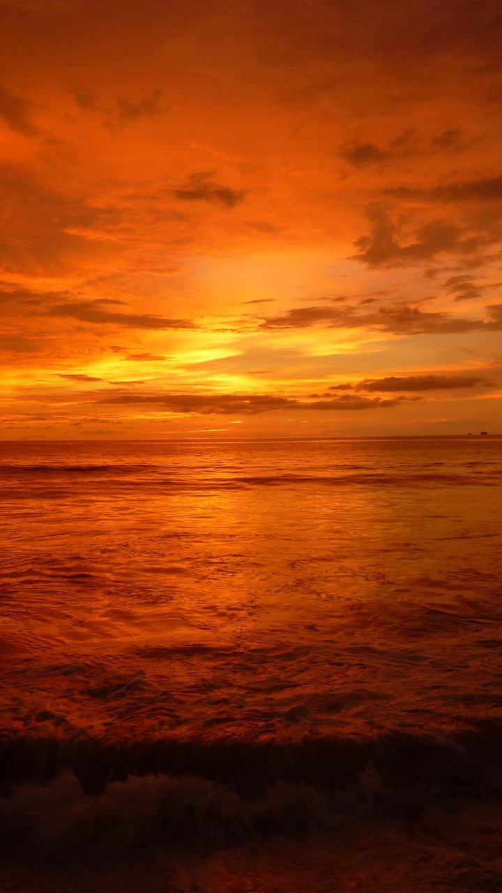 tramonto a mare