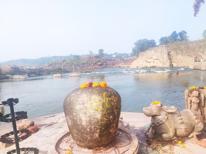 Shiv-lingam near Narmada river