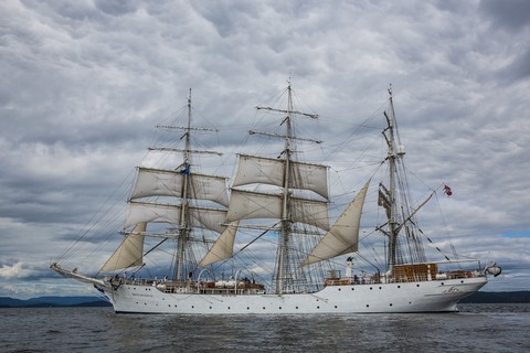 ship, brigantine achtergronden