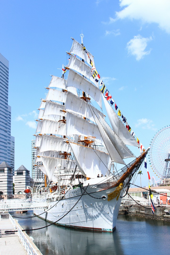 sailing ship