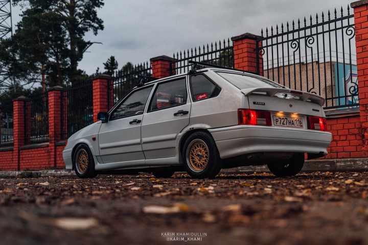 lada2114