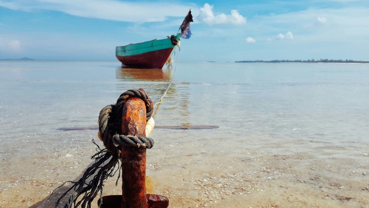 Boat at the beach