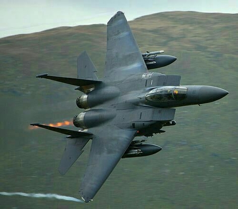 What's its name ?? F16 or Eurofighter or sokhoy