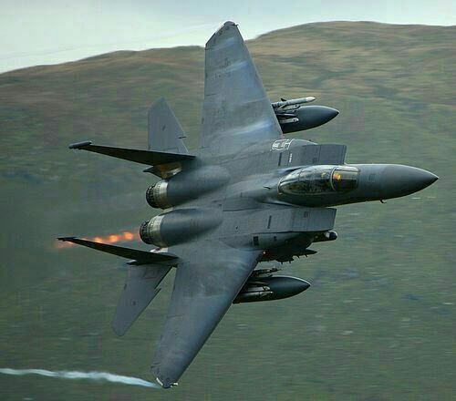 What's its name ?? F16 or Eurofighter or sokhoy
