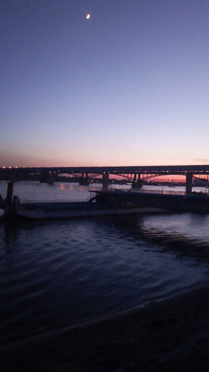 море