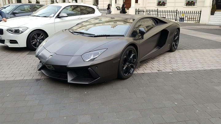 Lamborghini Aventador
