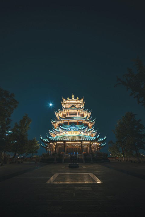 Pagoda, night Hintergrundbilder
