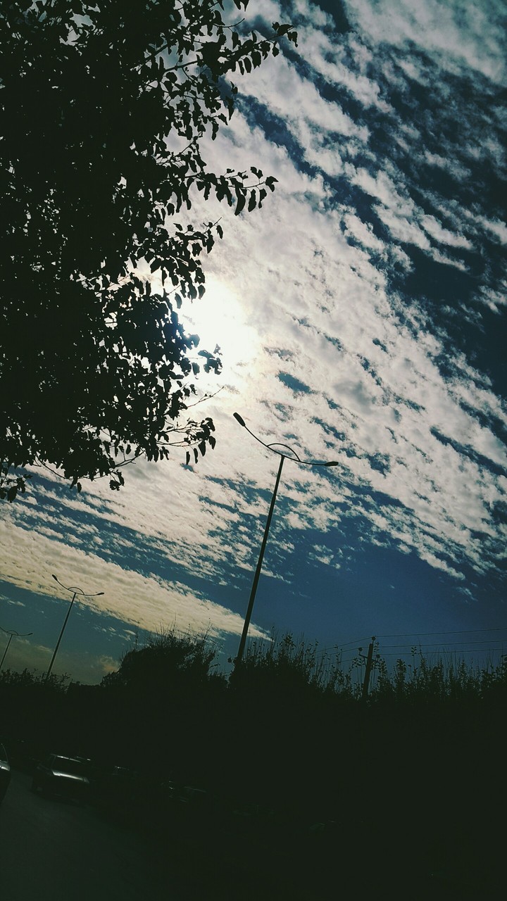 ☺