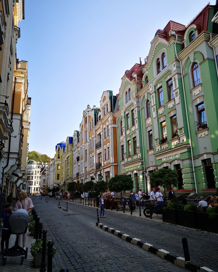 City)