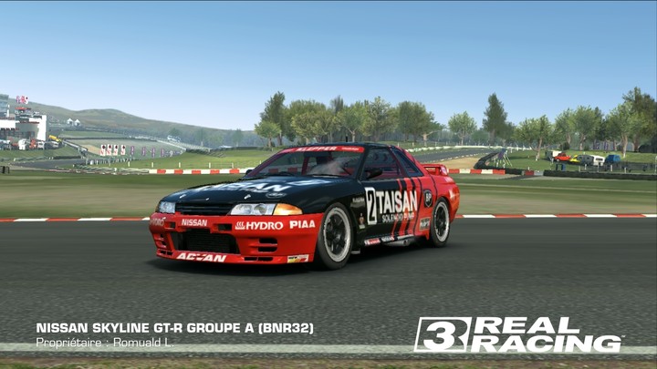 qui joue aussi à real racing