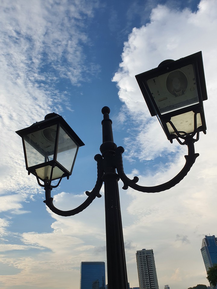 Latern n Sky
