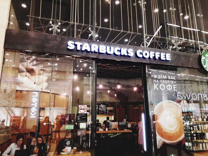 Starbucks☕