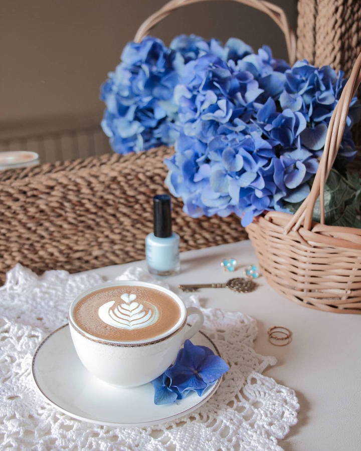 ☕⚘?