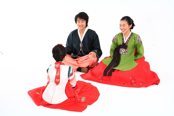 Family in Korean Dress
