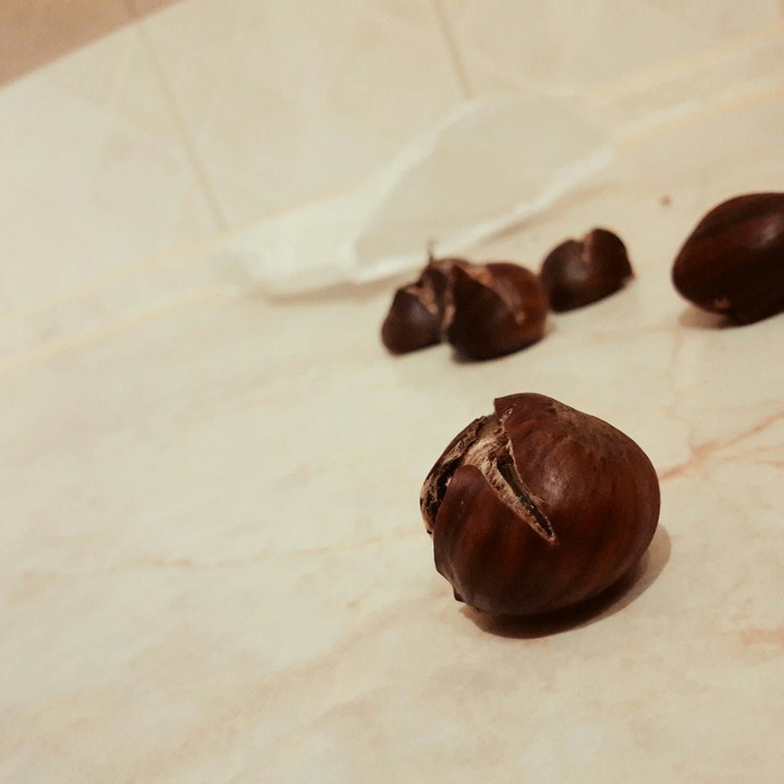 Roasted chestnuts - Winter spirit