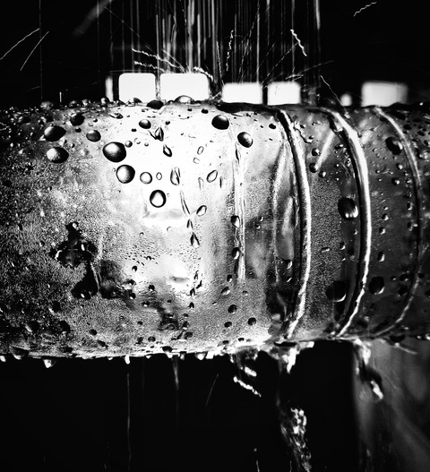 b/w