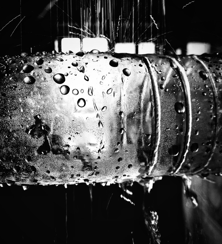 b/w