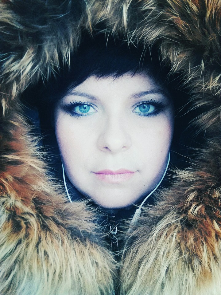 eyes look nice like ice
