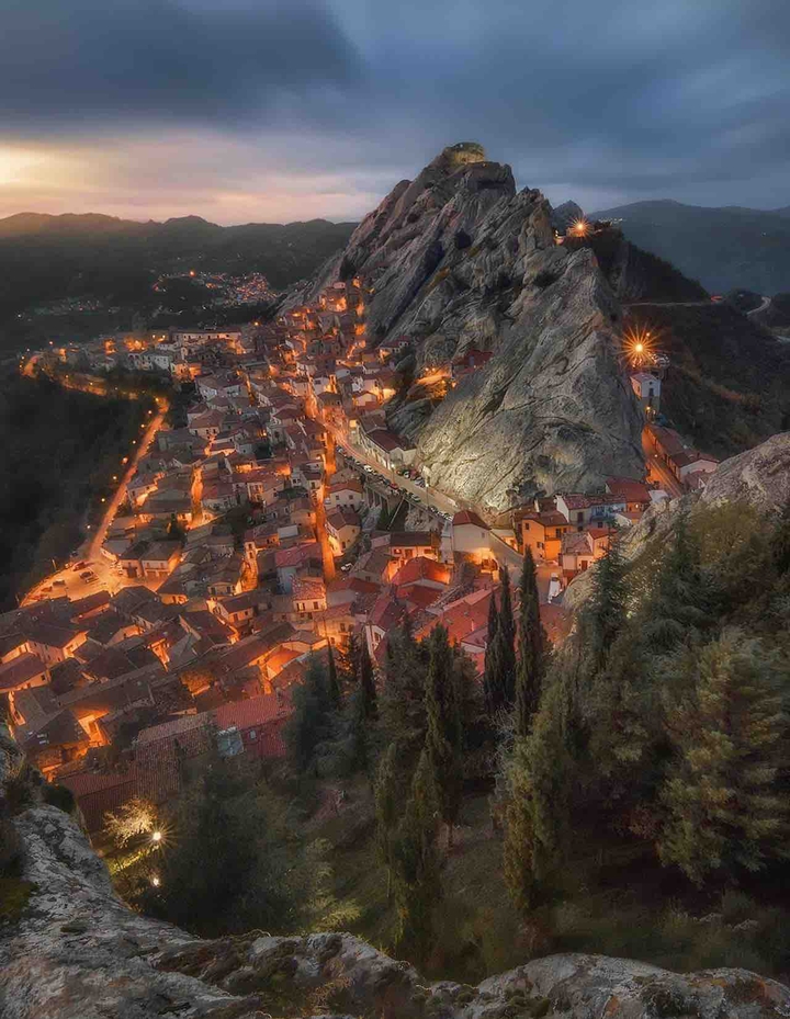 .