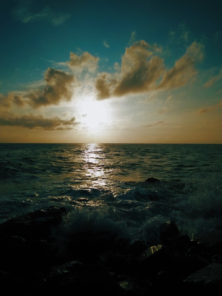 Stay till the sun sets.
