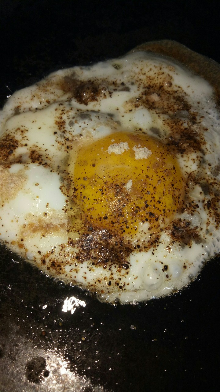 Half fry egg