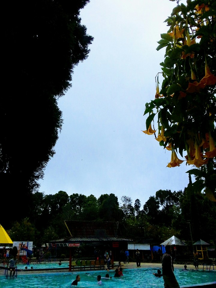 the hot water swimming pool in walini, ciwidey, Bandung