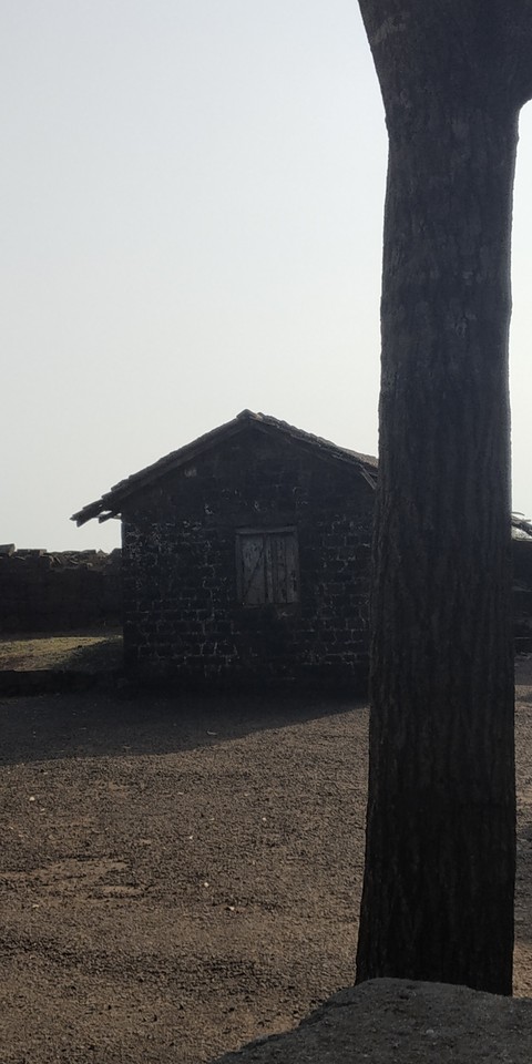 Hut..