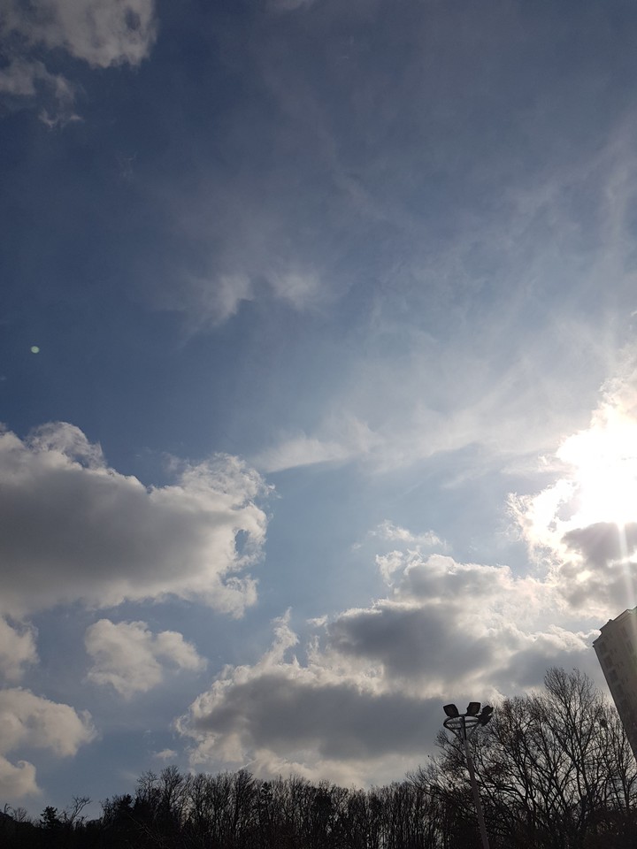 하늘 구름 sky