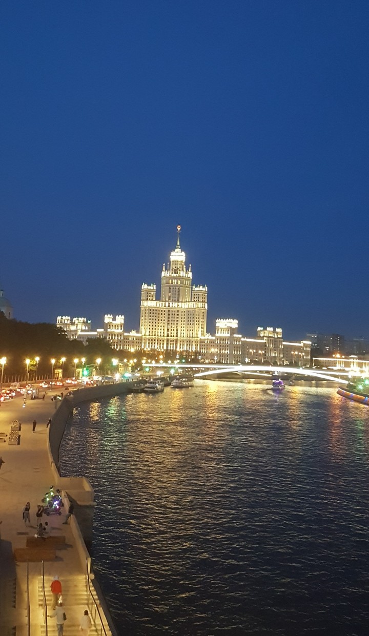москва