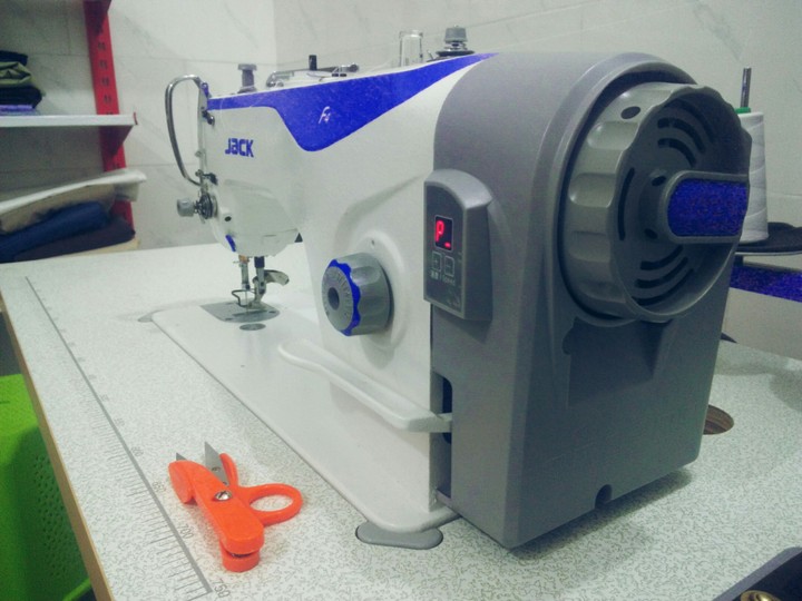 JACK F4. MY MACHINE SEW 2017