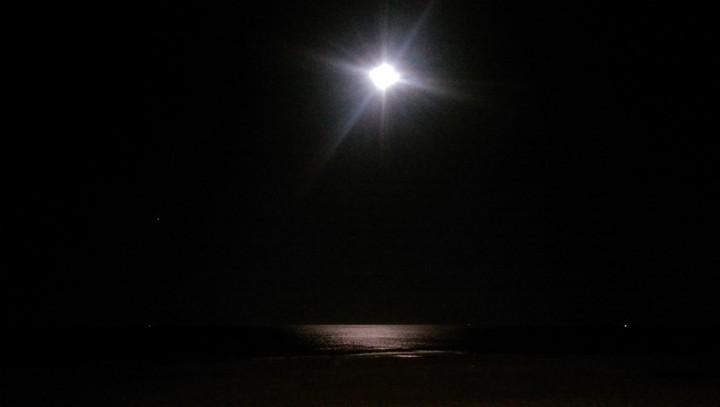 The nd the sea at night