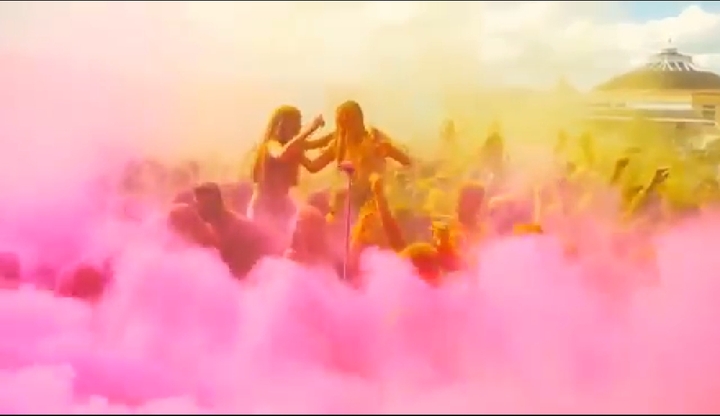 holi