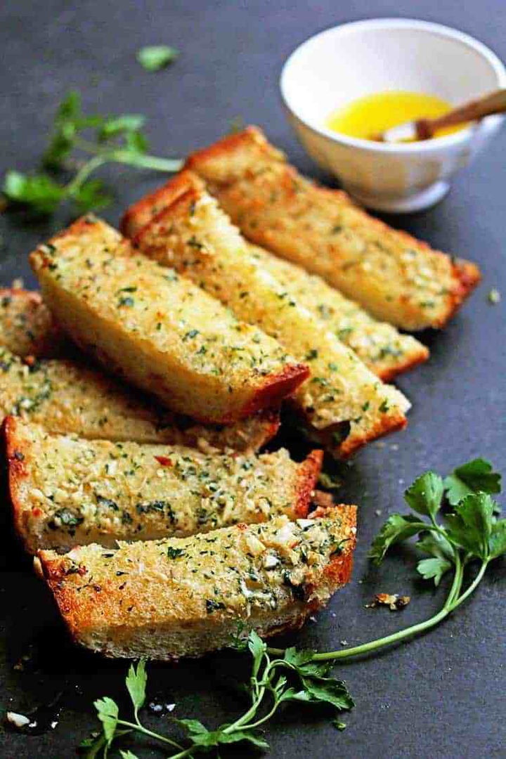 Homemade Garlic Bread Recipe
